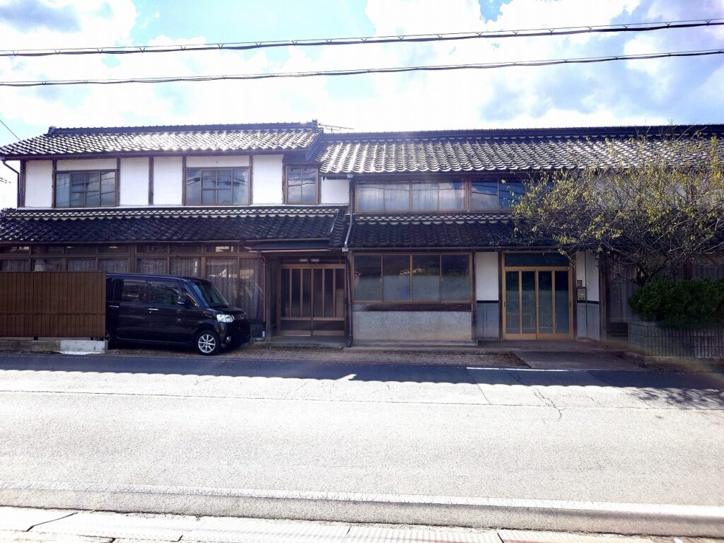 京都府京丹後市の一戸建て | 780万円 | 8K+工場 | 500.49m² | Akiyama house finder